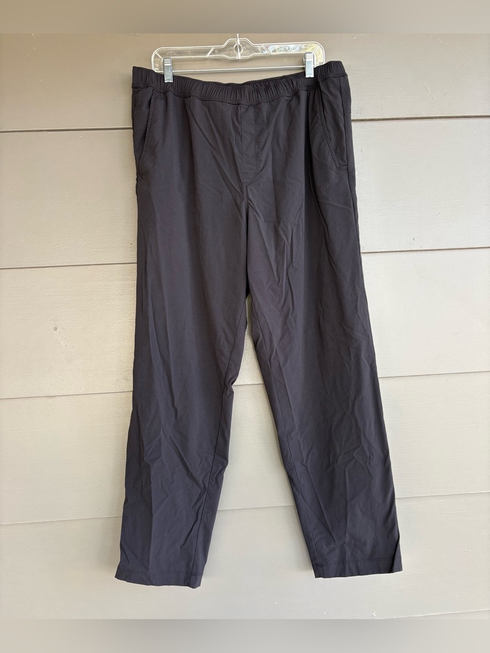Eddie Bauer Men’s Black Flexion Performance Joggers